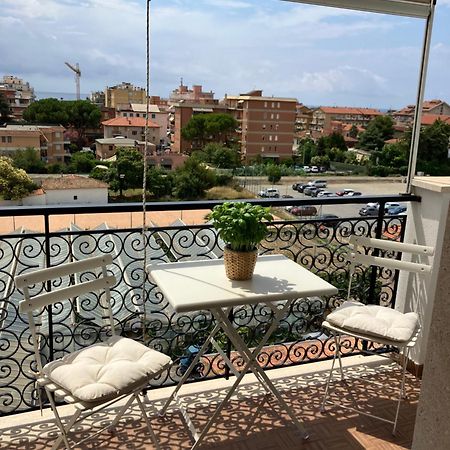 Apartament Aria Luce Mare San Bartolomeo Al Mare Zewnętrze zdjęcie